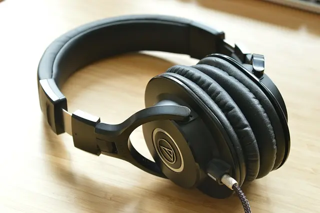 Ultimate Buying Guide: Best Noise-Canceling Headphones